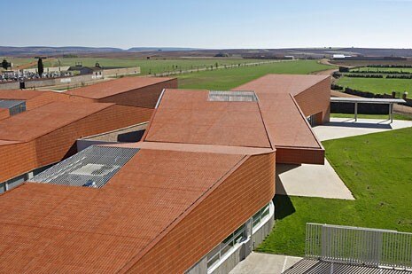 José Mª de la Puerta Montoya and Carlos Asensio Galvín, Vivienda-residencia y Centro de Atención Integral a Personas con Discapacidad Intelectual