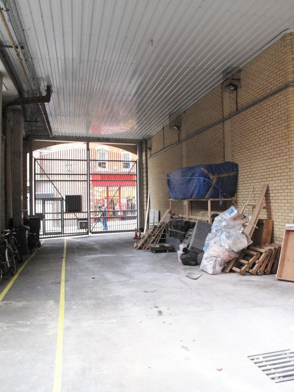 View to street, existing