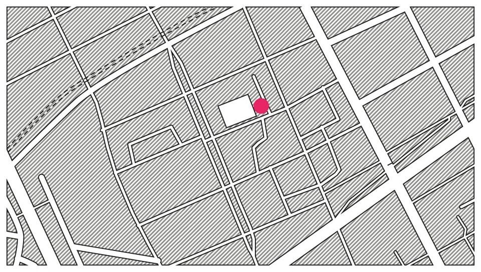 Having rejected the first
proposed site in front of
Michigan’s ex-Central
Station, another location was
put forward for the RoboCop
statue: the Tech Town
Campus in the grounds of
Wayne State University. Having rejected the first
proposed site in front of
Michigan’s ex-Central
Station, another location was
put forward for the RoboCop
statue: the Tech Town
Campus in the grounds of
Wayne State University.