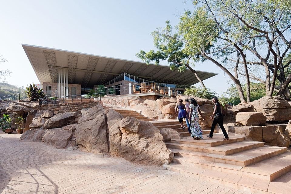 Francis K r In Mali Domus