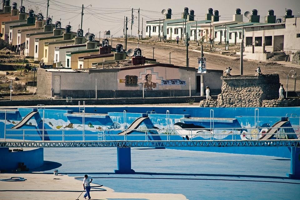 The Tupac Amaru
neighbourhood association
is responsible for the self-construction
of more than
3,400 homes in the Jujuy
region alone, using funds
allocated to government-subsidised
public housing.