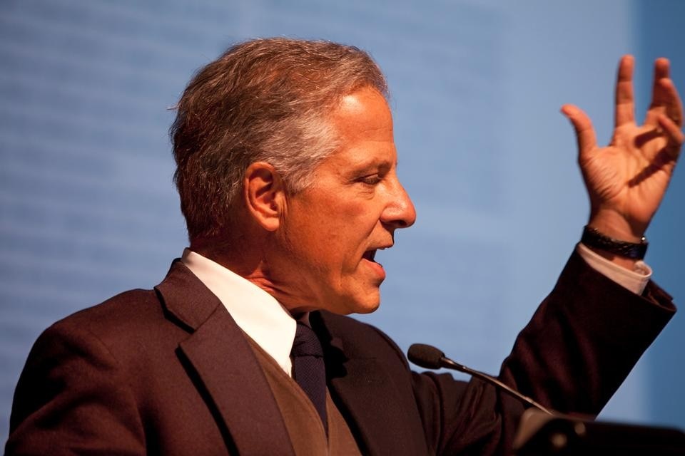 Andres Duany presenting at the <i>Reconsidering Postmodernism</i> conference, New York (November 11-12). Photo by Sterne Slaven.