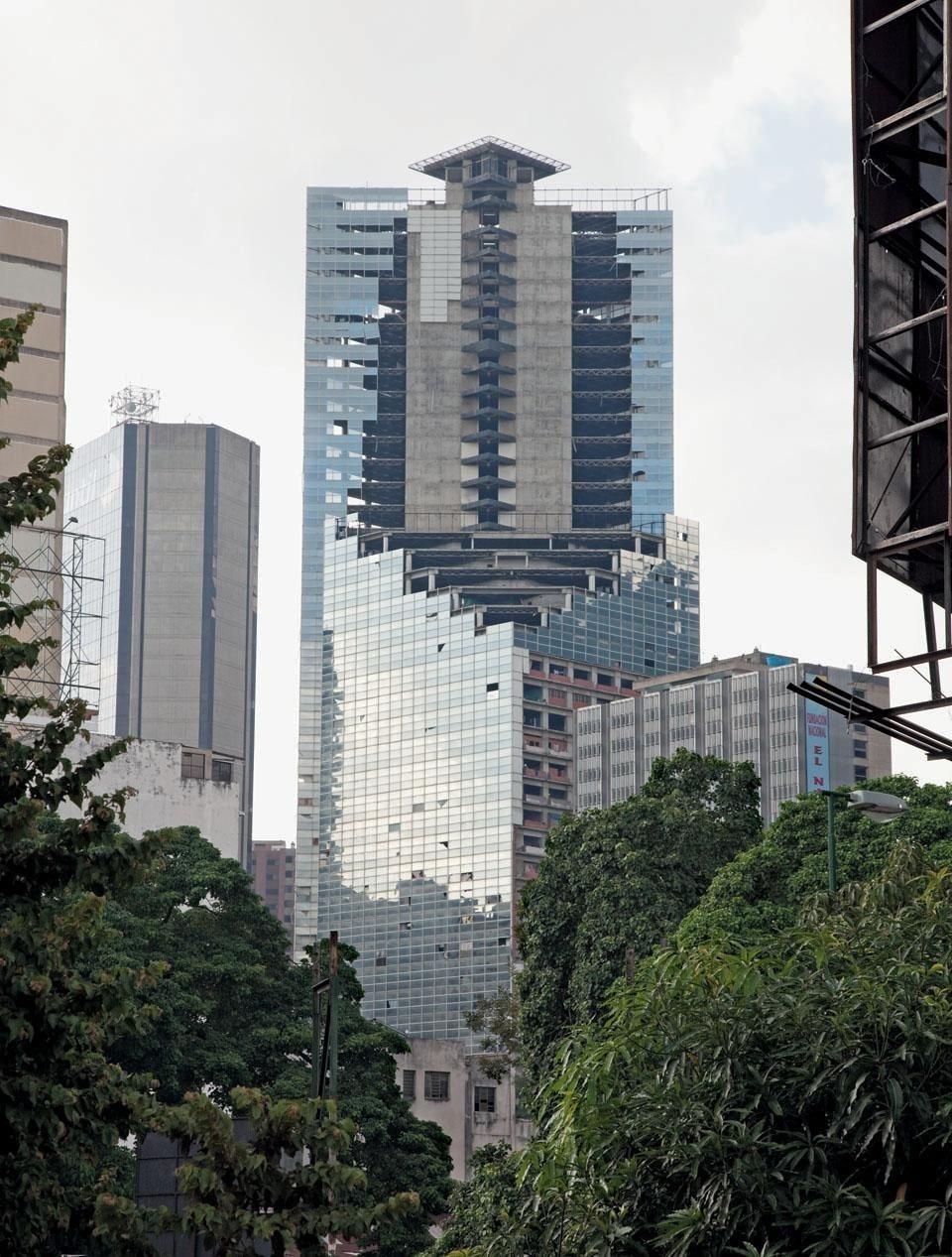 The Confinanzas Tower (The tower of David)