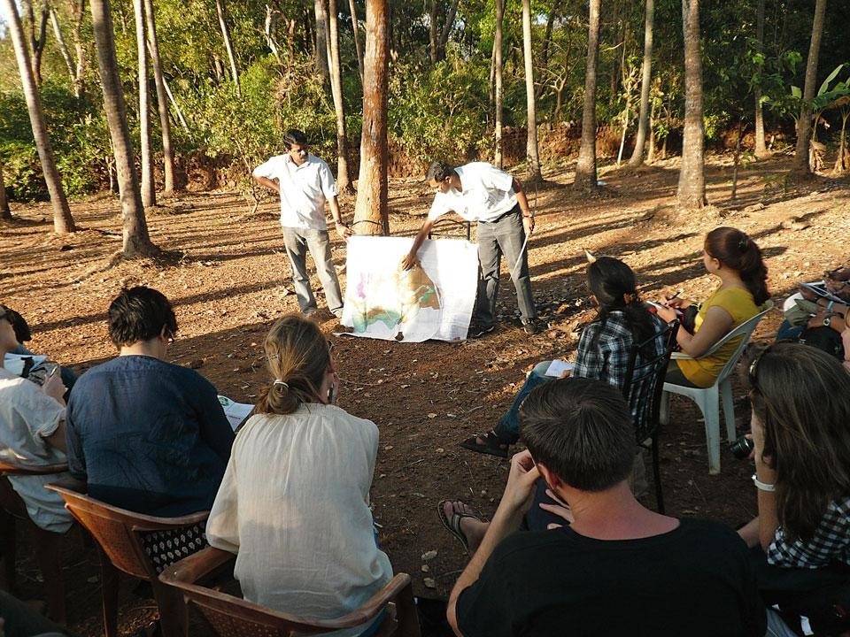 <em>Urban System Studio</em>, Goa, 2011. The workshop was
developed with the Royal
University College of Art,
Stockholm. Pauli and
Solano talk about the local
development of Pilerne village