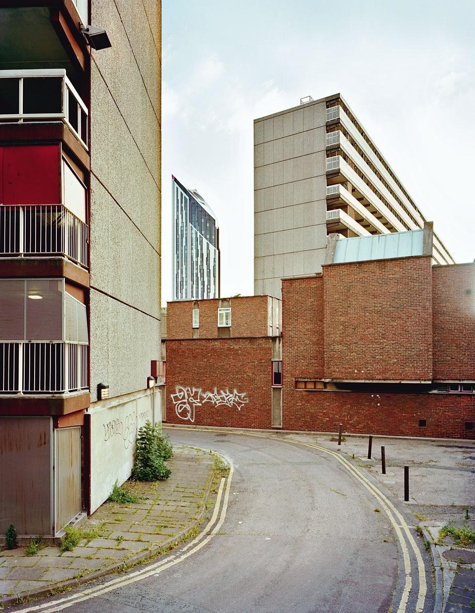 The Heygate Estate
in Elephant and Castle,
which is boarded up and
awaiting demolition as part
of a massive regeneration