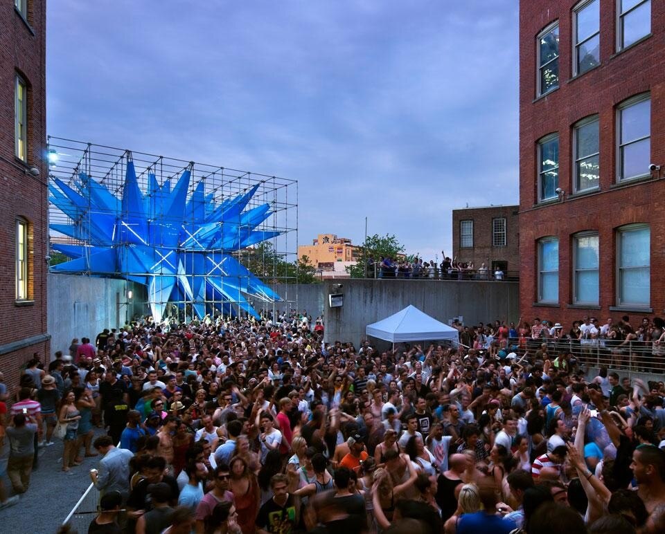 Wendy during the MoMA/PS1 Warm Up 2012 series. Photo by Michael Moran/OTTO