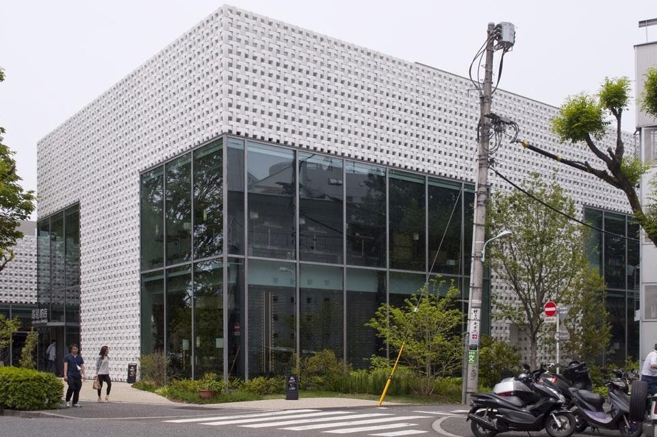 T-Site Tsutaya Books, Klein Dytham Architecture