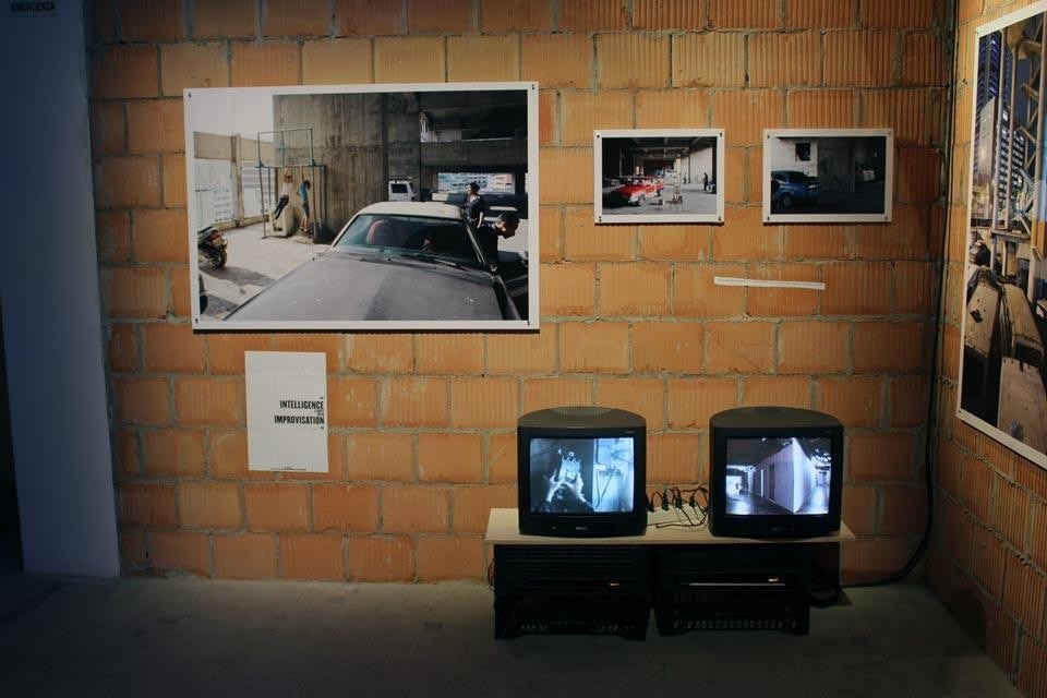 <i>Torre David / Gran Horizonte</i>, 2012. Urban-Think Tank: Alfredo Brillembourg, Hubert Klumpner and Justin McGuirk (exhibit at Corderie, Arsenale. Winner of the Golden Lion for the Best Project of the Venice Architecture Biennale 2012 <i>Torre David / Gran Horizonte</i>, 2012. Urban-Think Tank: Alfredo Brillembourg, Hubert Klumpner and Justin McGuirk (exhibit at Corderie, Arsenale. Winner of the Golden Lion for the Best Project of the Venice Architecture Biennale 2012