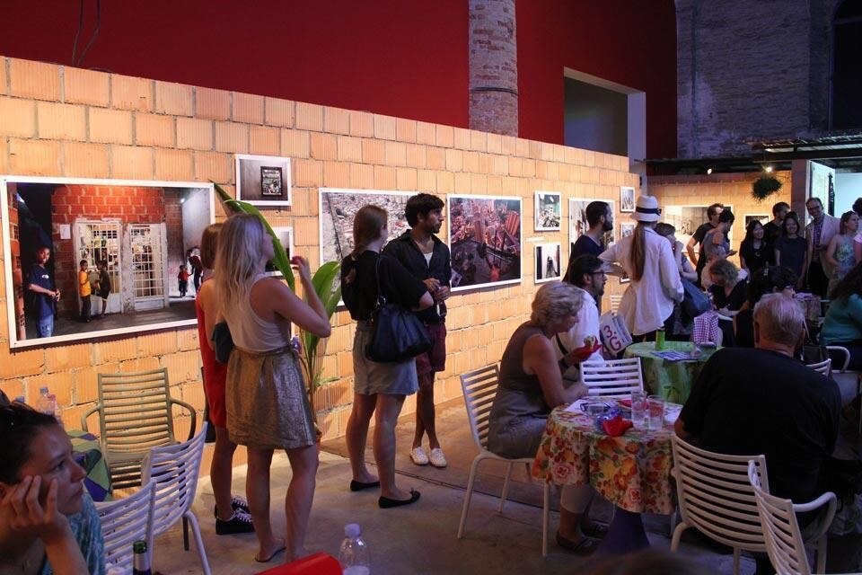<i>Torre David / Gran Horizonte</i>, 2012. Urban-Think Tank: Alfredo Brillembourg, Hubert Klumpner and Justin McGuirk (exhibit at Corderie, Arsenale. Winner of the Golden Lion for the Best Project of the Venice Architecture Biennale 2012 <i>Torre David / Gran Horizonte</i>, 2012. Urban-Think Tank: Alfredo Brillembourg, Hubert Klumpner and Justin McGuirk (exhibit at Corderie, Arsenale. Winner of the Golden Lion for the Best Project of the Venice Architecture Biennale 2012