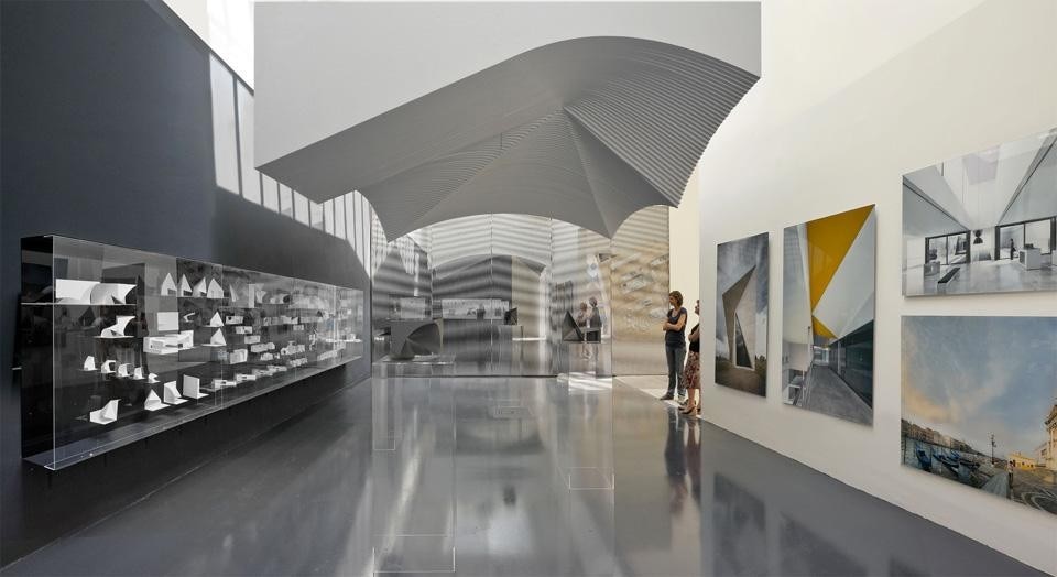 Fernando Menis' installation at <em>SpainLab</em>, the Spanish Pavilion at the Venice Architecture Biennale. Photo by Michael Moran / Contrasto Italy / OTTO