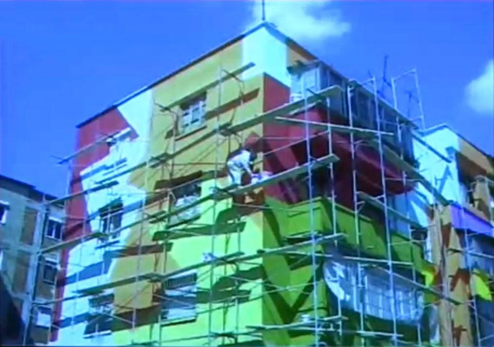 A film still from Anri Sala's <em>Dammi i colori</em> video. Courtesy of Anri Sala