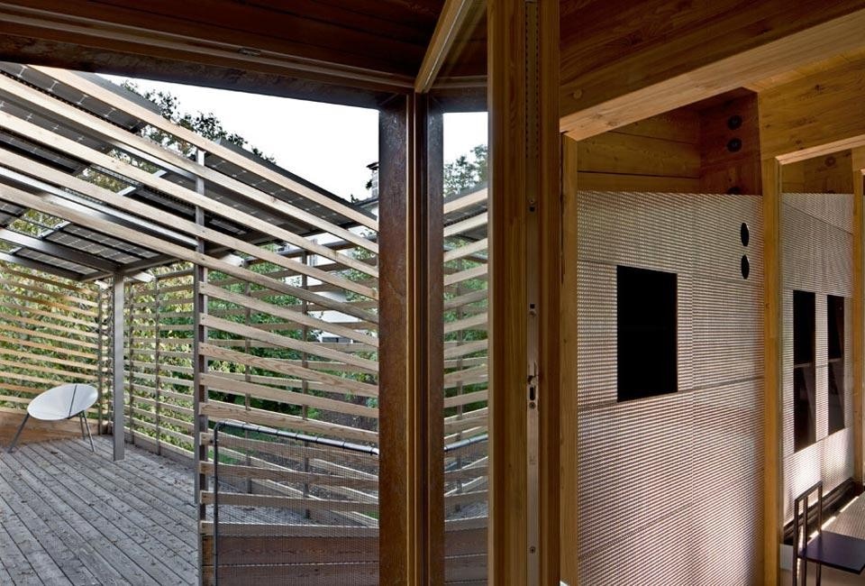 The design of this volume recalls the formal language of rural buildings The design of this volume recalls the formal language of rural buildings