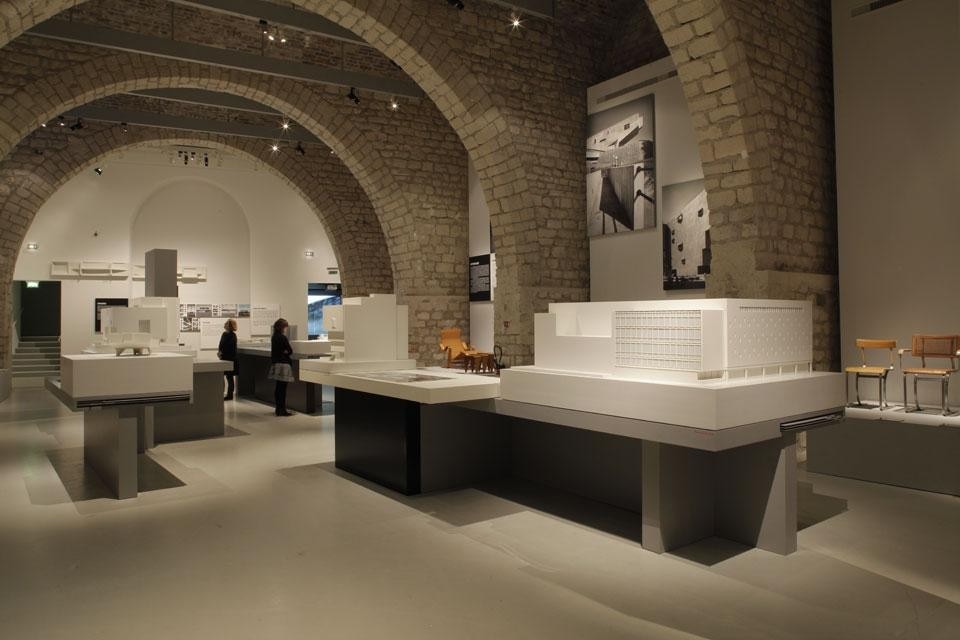 <em>Marcel Breuer (1902-1981): Design & Architecture</em>, installation view at Cité de l’architecture & du patrimoine, Paris. Photo © CAPA/Gaston Bergeret, 2013