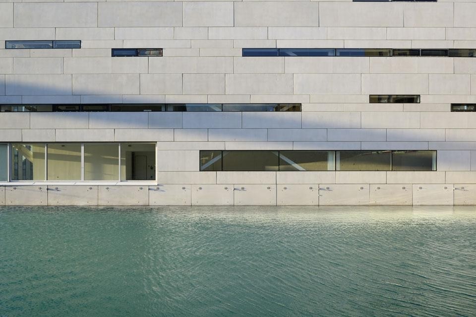 Boeri Studio was dissolved in
2008; the name only remains
active for schemes still under
construction, such as the
Marseille project