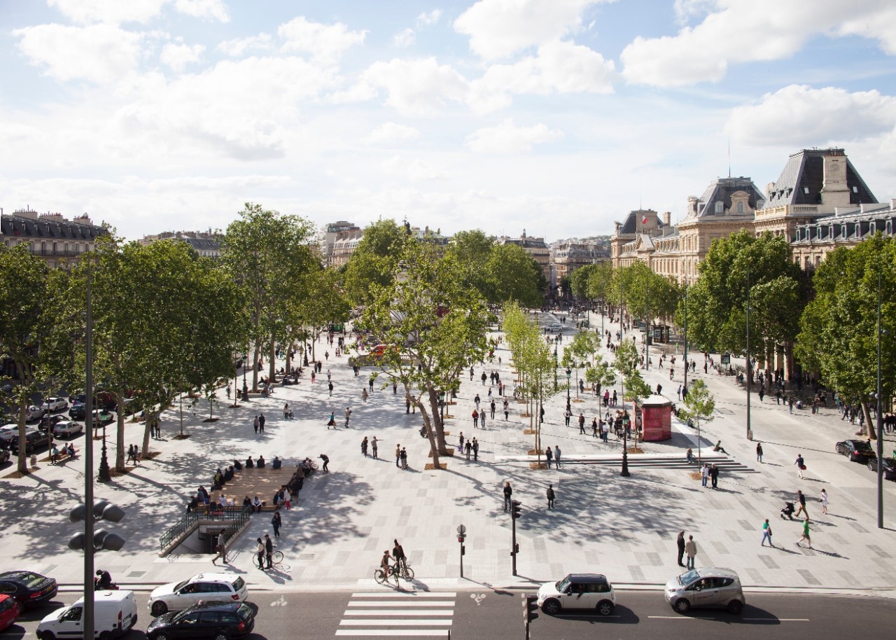 TVK: Place de la République TVK: Place de la République