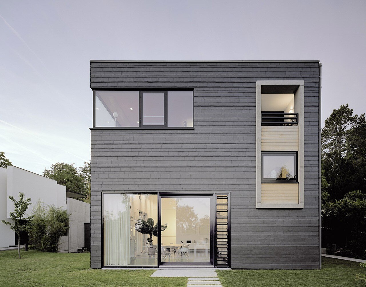 Haus Tazzelwurm, Architektur 109