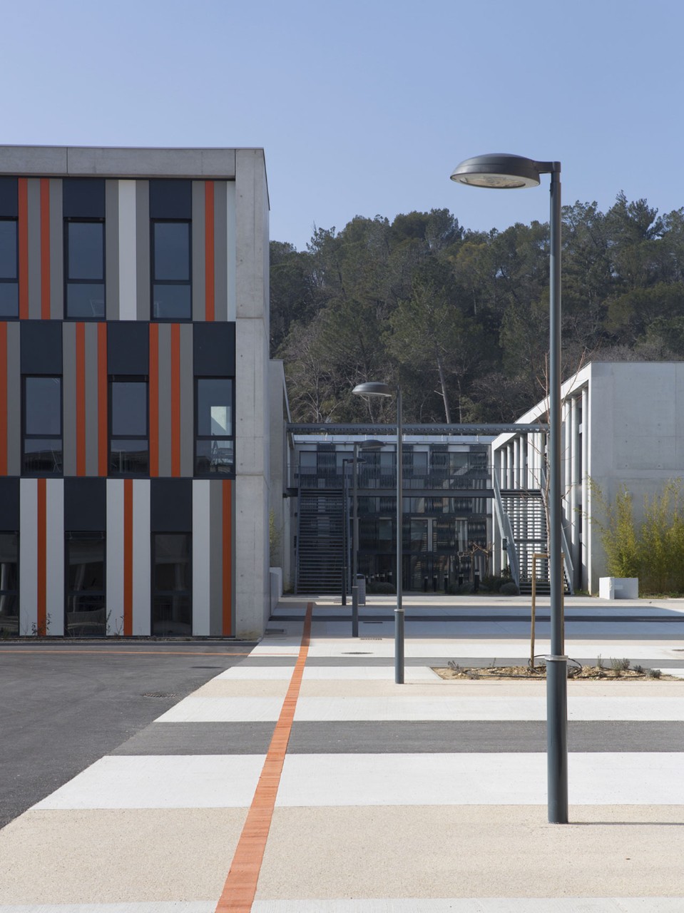 NB Architects: High School A. Einstein