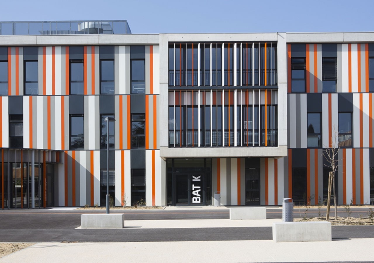 NB Architects: High School A. Einstein