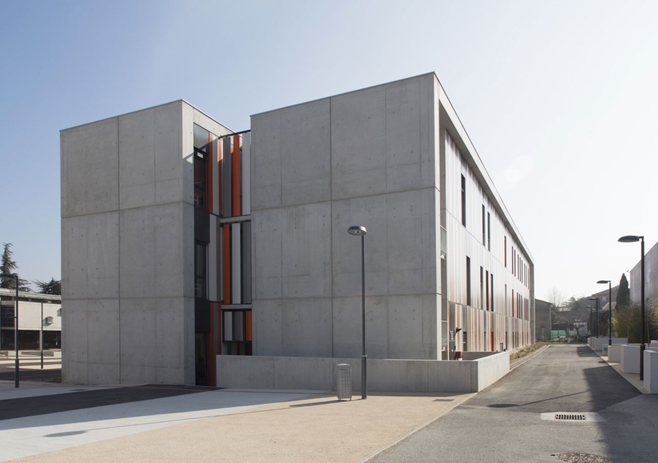 NB Architects: High School A. Einstein