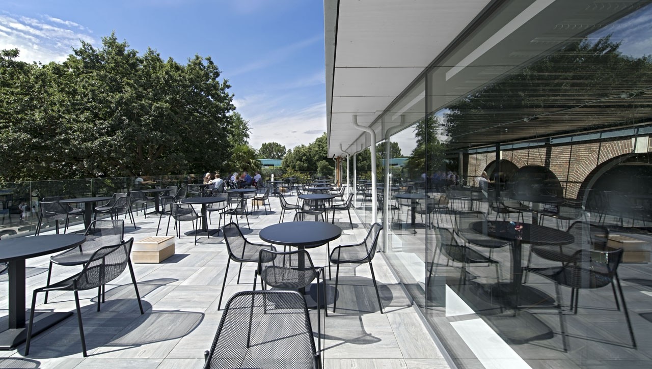 HHH-Terrace-Restaurant_03