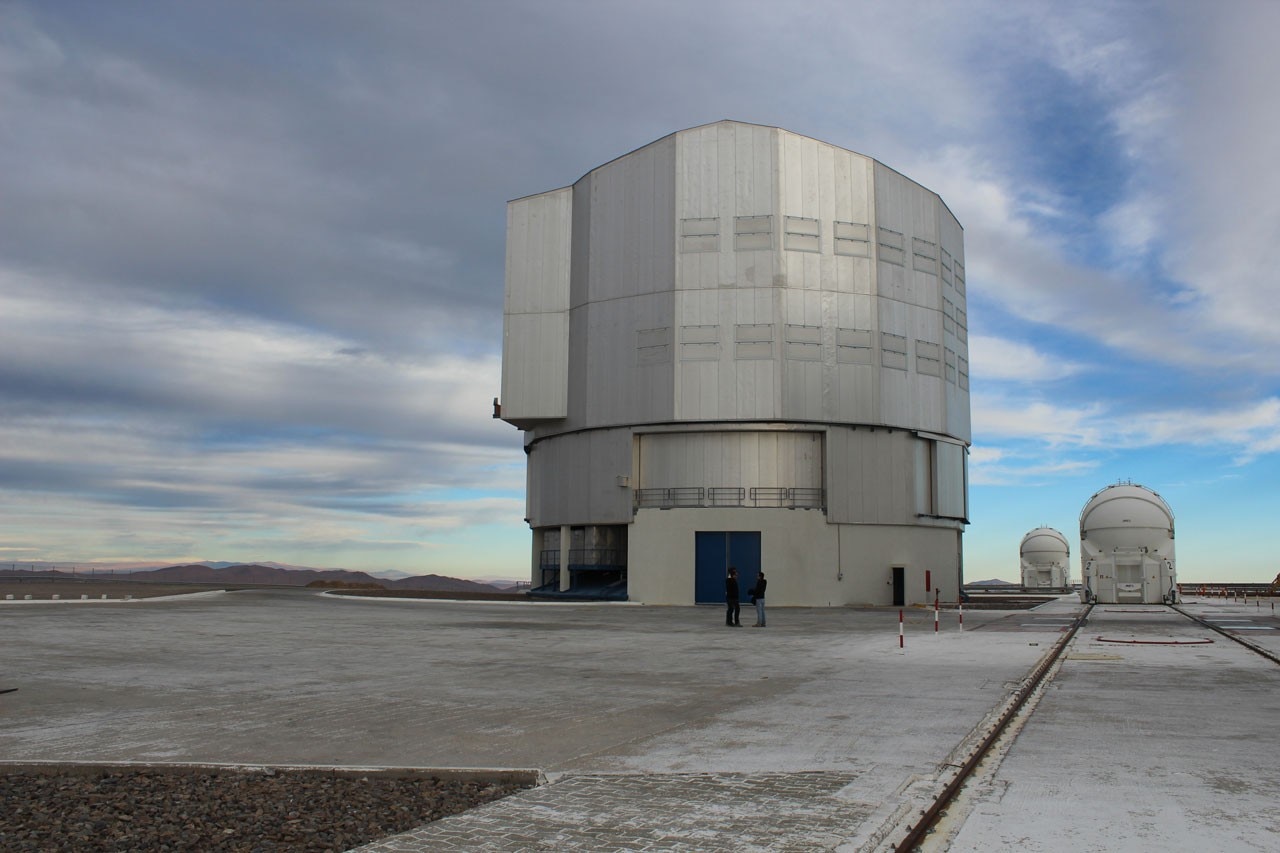 Il VLT o Very Large Telescope nel deserto di Atacama, Cile