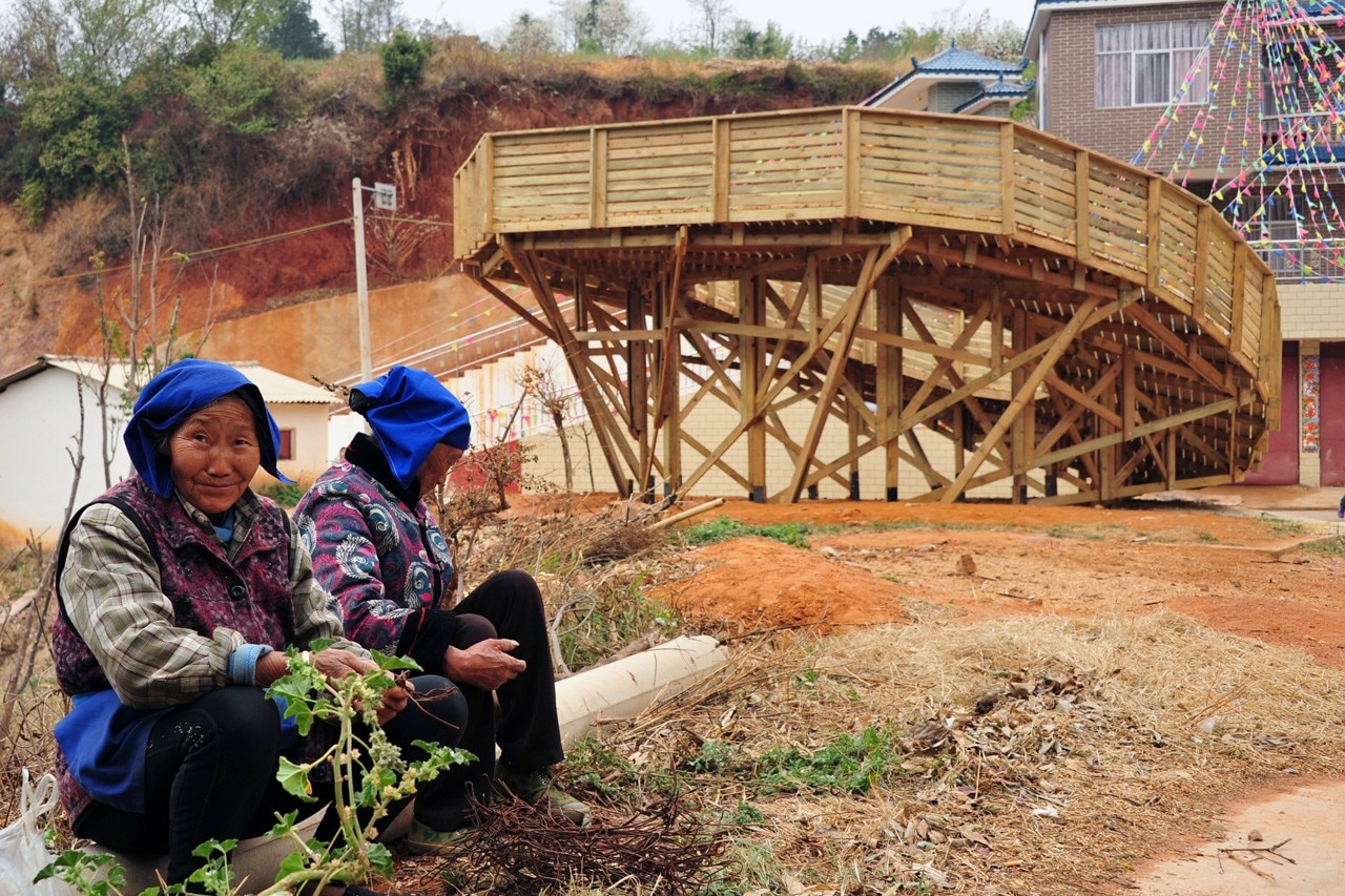 Olivier Ottevaere and John Lin, The Sweep, Tuanjie Village, Yunnan Province, China