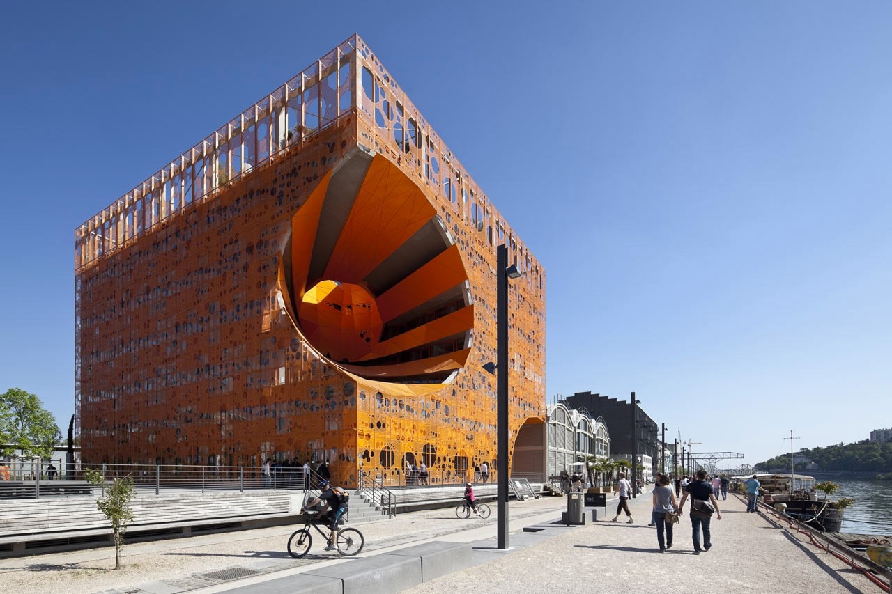 Jakob + MacFarlane, Le Cube Orange, headquarter of Cardinal Group real estate and RBC Mobilier showroom. Photo Brice Robert