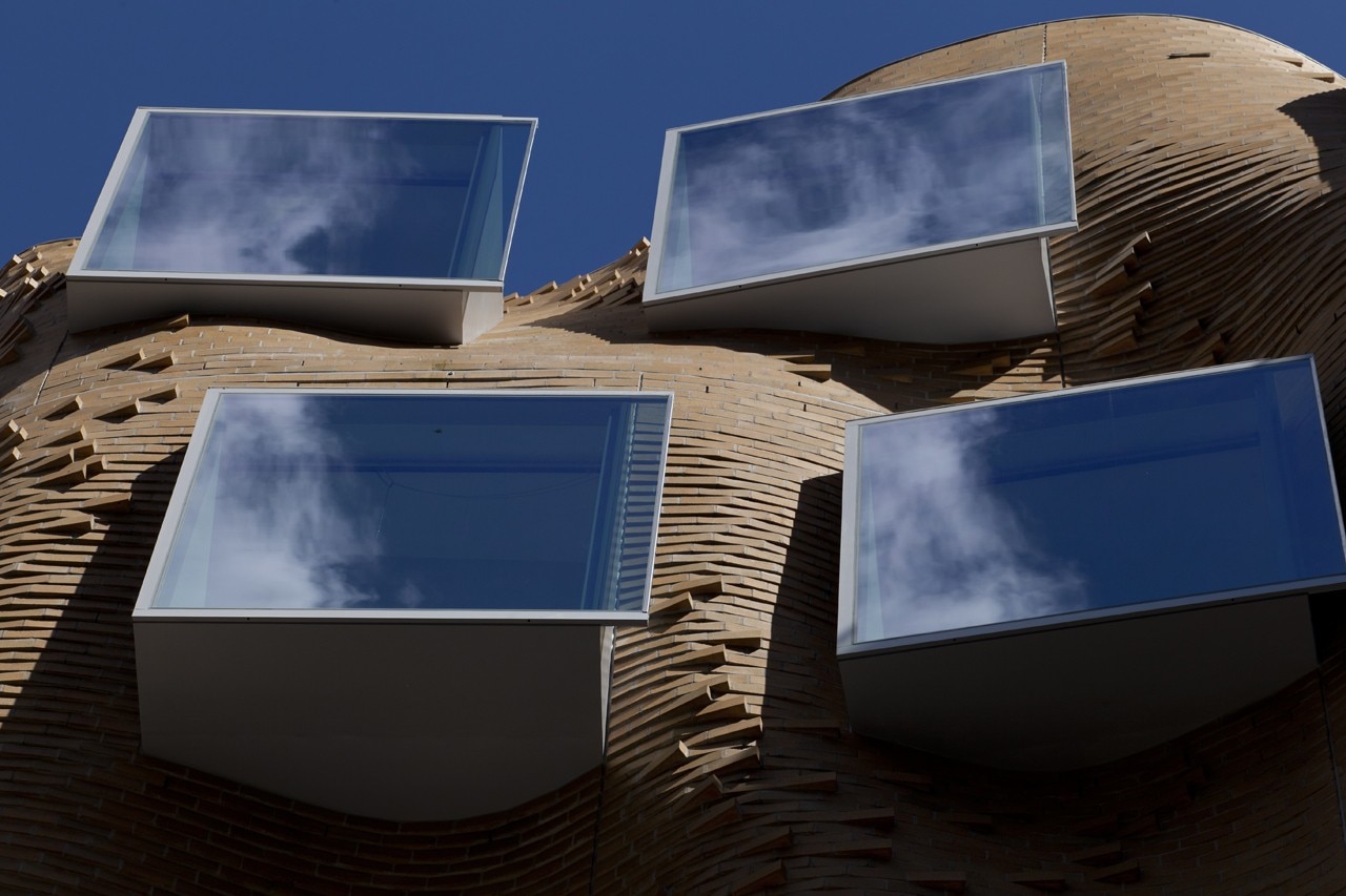 Gehry Partners, Dr Chau Chak Wing Building, UTS Business School, Sydney, Australia