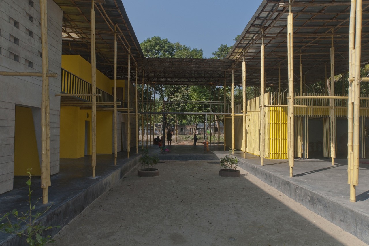 SchilderScholte, Pani Community Centre, Rajarhat, Bangladesh