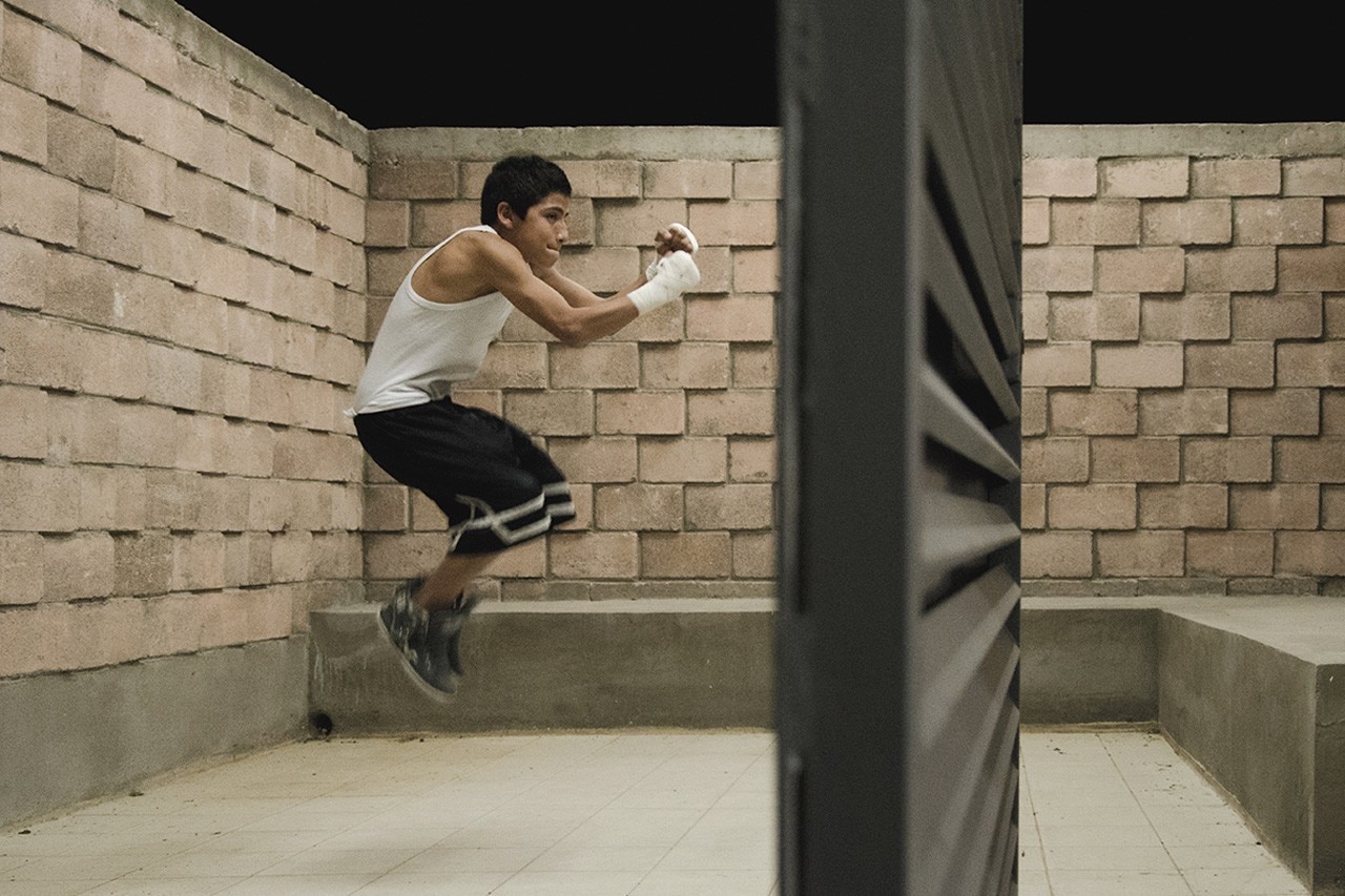 Urbánika, Gimnasio de Box Riberas, Chihuahua, México. Photo Theo Leinad 