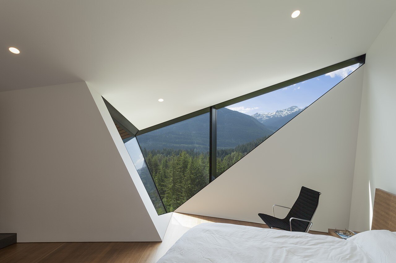 Patkau Architects, Hadaway House. Photo James Dow / Patkau Architects  