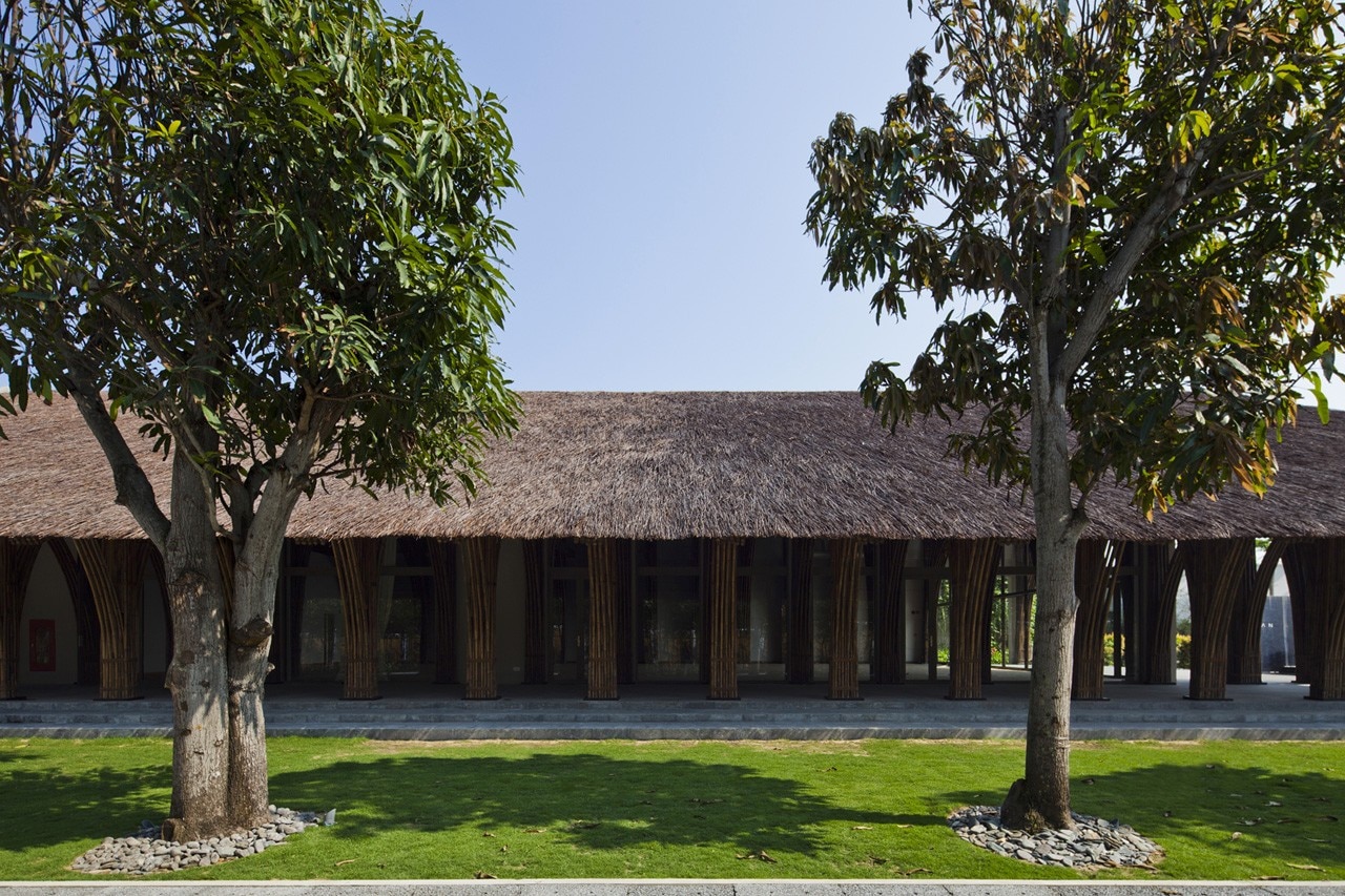 Vo Trong Nghia Architects, Naman Retreat Conference hall, Ngu Hanh Son District, Danang, Vietnam Vo Trong Nghia Architects, Naman Retreat Conference hall, Ngu Hanh Son District, Danang, Vietnam