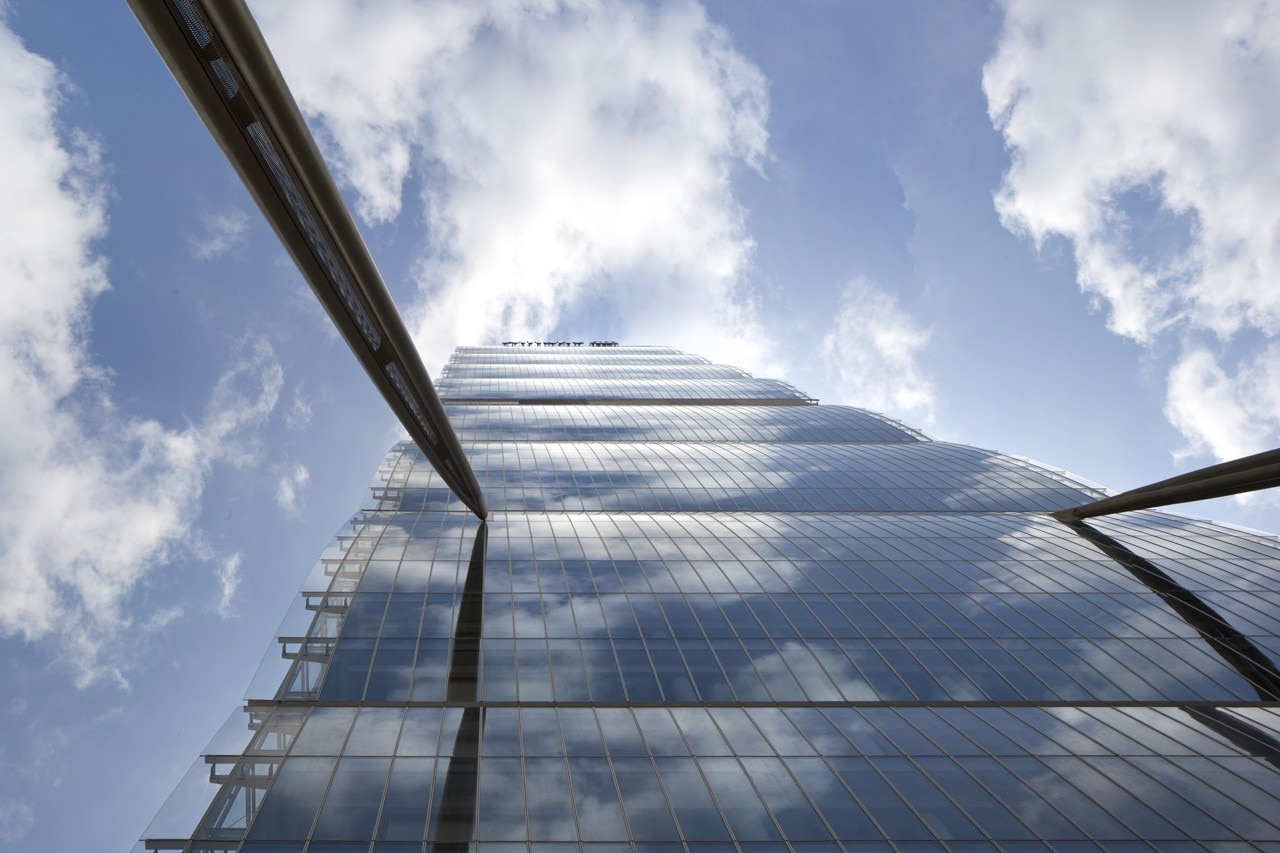 Arata Isozaki e Andrea Maffei, Torre Allianz, Milano