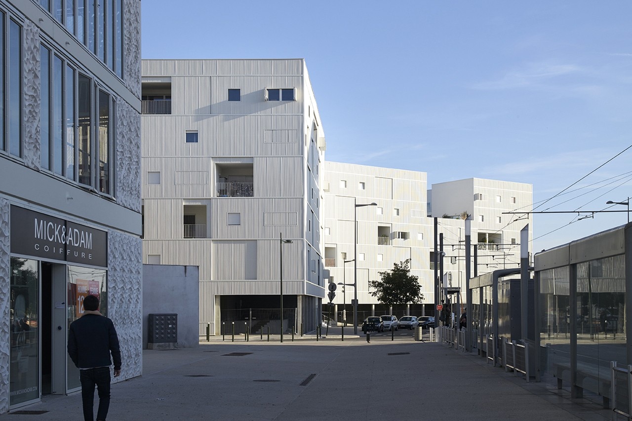 LAN Architecture, Carré Lumière, District Terres Neuves, Bègles, France. Photo © Julien Lanoo and LAN Architecture