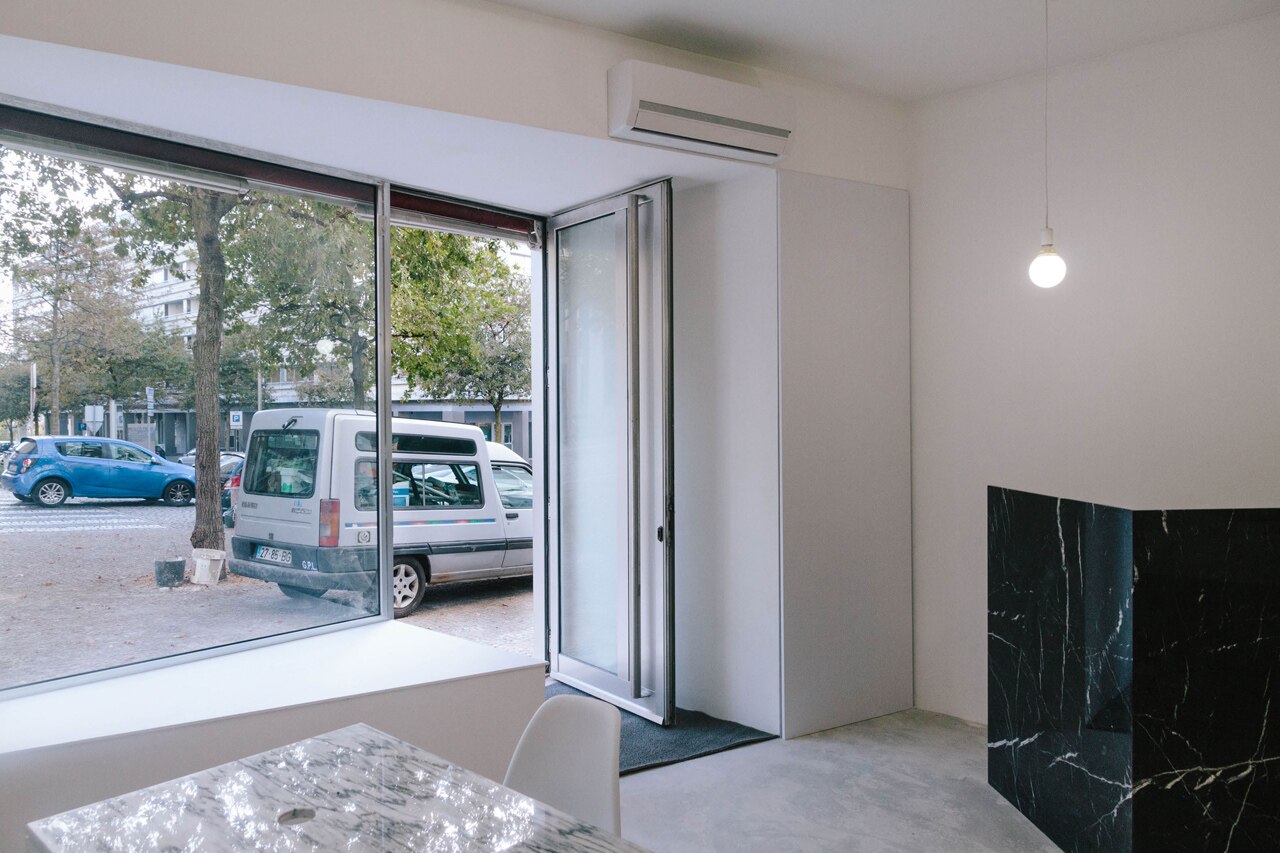 A real estate office Domus