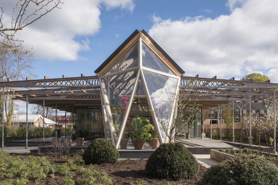 Foster+Partners, Maggie's Cancer Center, Manchester