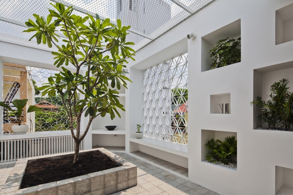 Sanuki Daisuke Architects, Casa nel vicolo, Ho Chi Minh City, Vietnam, 2016