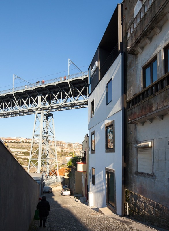 Nuno de Melo e Sousa + Hugo Ferreira, Oh Porto Apartments, Porto, 2015