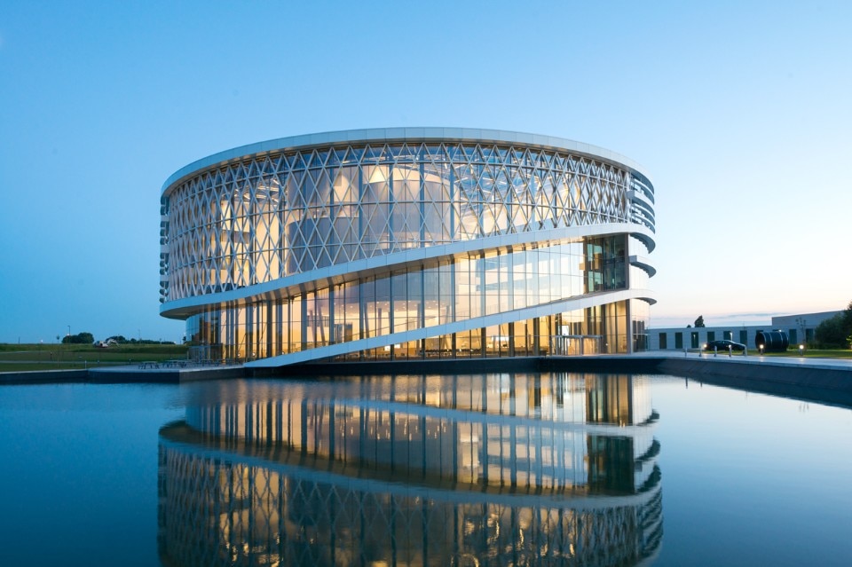 Jaspers-Eyers Architects, Barco’s Headquarters and Reaserch Center, Kortrijk, 2016