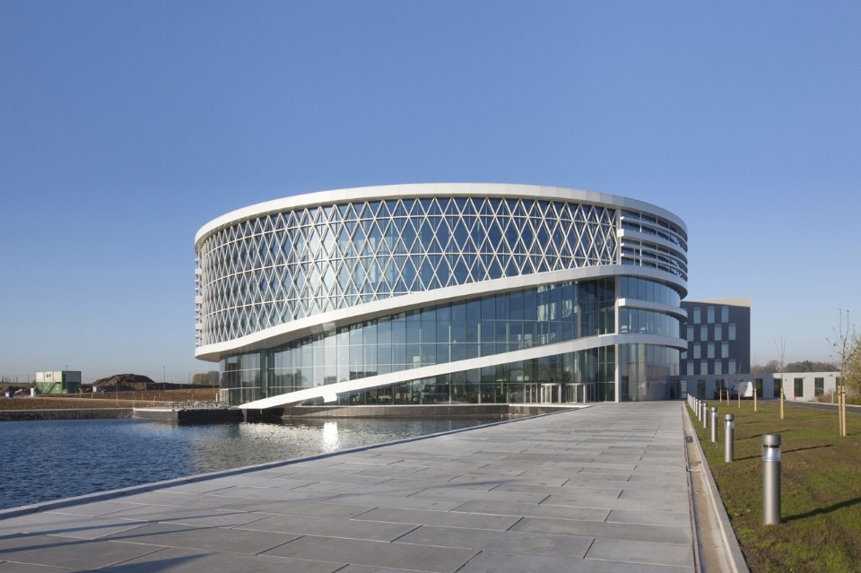 Jaspers-Eyers Architects, Barco’s Headquarters and Reaserch Center, Kortrijk, 2016