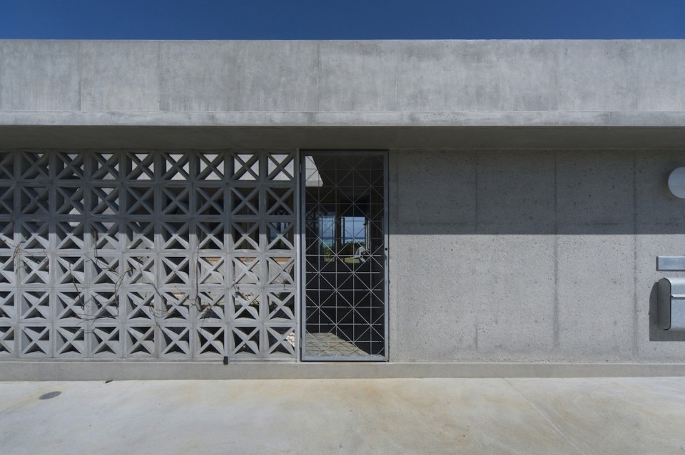 Koichi Futatusmata, Case-Real, Yoron Villa, Kagoshima, Japan, 2016