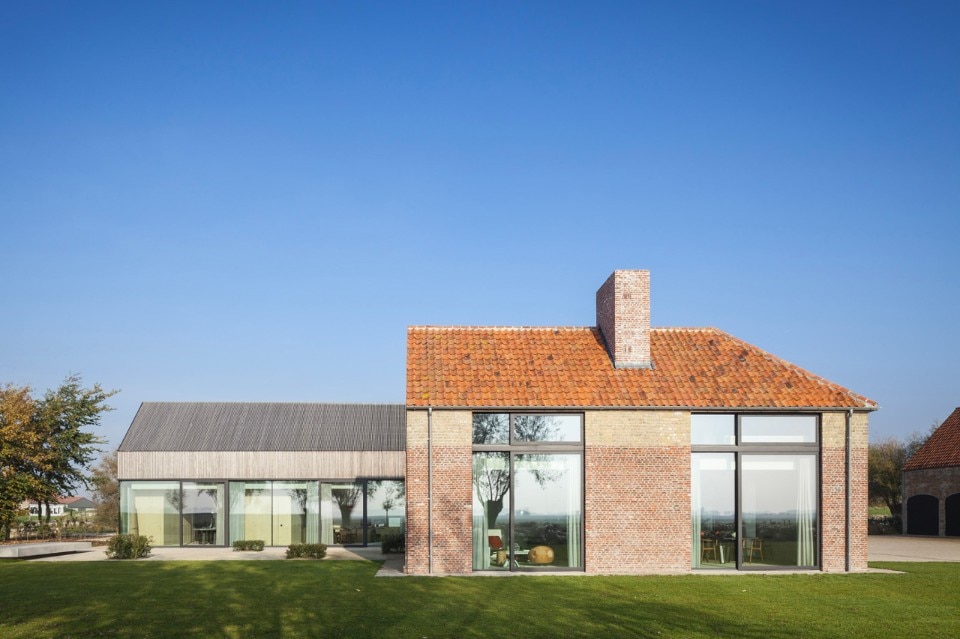 Govaert & Vanhoutte Architects, Farmhouse Burkeldijk and fortress Hazegras, Knokke, 2016