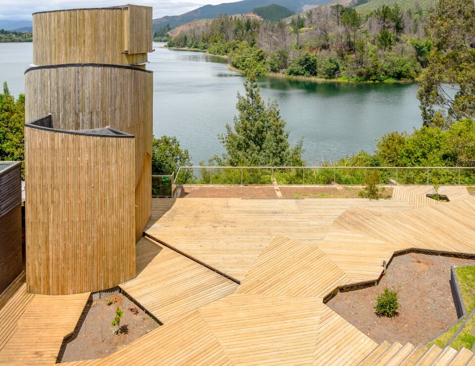 Susana Herrera & Factoria, Yepun, Lake Lanalhue, Chile, 2016 Susana Herrera & Factoria, Yepun, Lake Lanalhue, Chile, 2016