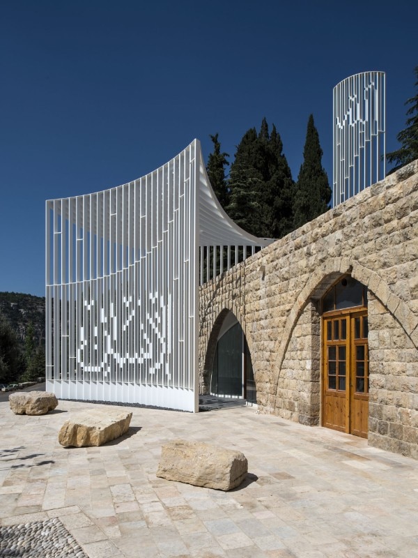 L.E.FT Architects, Amir Shakib Arslan Mosque, Moukhtara, Lebanon, 2016. Photo Ieva Saudargaite
