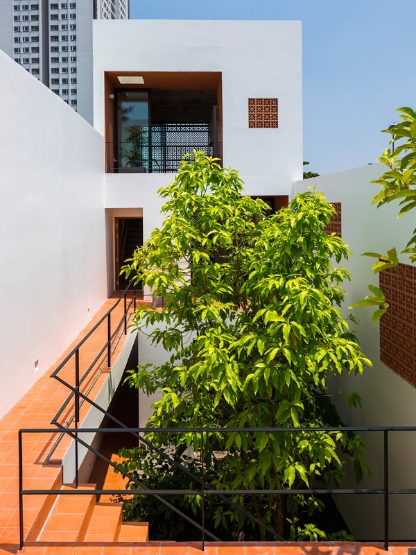 Sanuki Daisuke architects, Apartment in Binh Thanh, Ho Chi Minh City, 2016