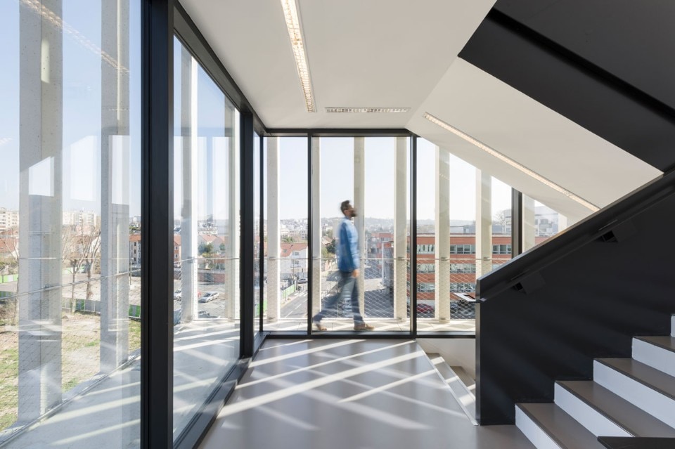 Stefano Sbarbati and Piuarch architetti associati, IDF Habitat headquarters, Champigny-sur-Marne, 2017