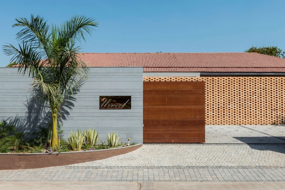Design Work Group, Tropical House, Sania Hemad, India, 2017. Photo Sebastian Zachariah and Ira Gosalia Design Work Group, Tropical House, Sania Hemad, India, 2017. Photo Sebastian Zachariah and Ira Gosalia