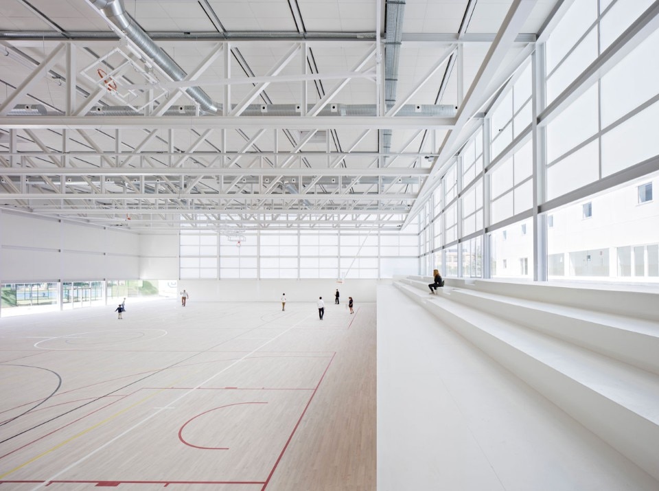 Alberto Campo Baeza, Multi-sport pavilion and classroom complex, Pozuelo de Alarcón, Spain, 2017