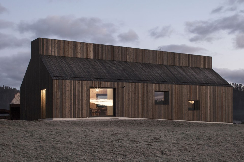 Dekleva Gregorič Architects, Chimney House, Logatec, 2017