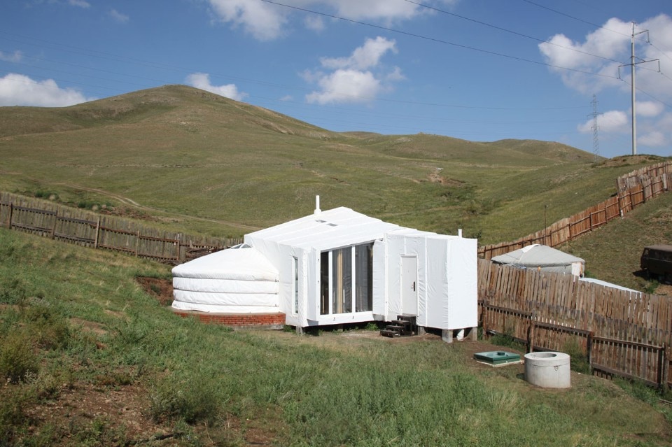 Joshua Bolchover – Rural Urban Framework, Ger Plug-In, Ulaanbaatar, Mongolia, 2017
